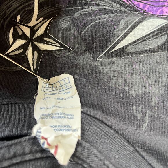 Vintage Skull T Shirt Mens Large Black Purple Graphic Argyle Short Sleeve  Y2K - Picture 3 of 9